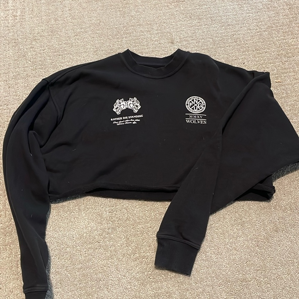Crewneck sweater